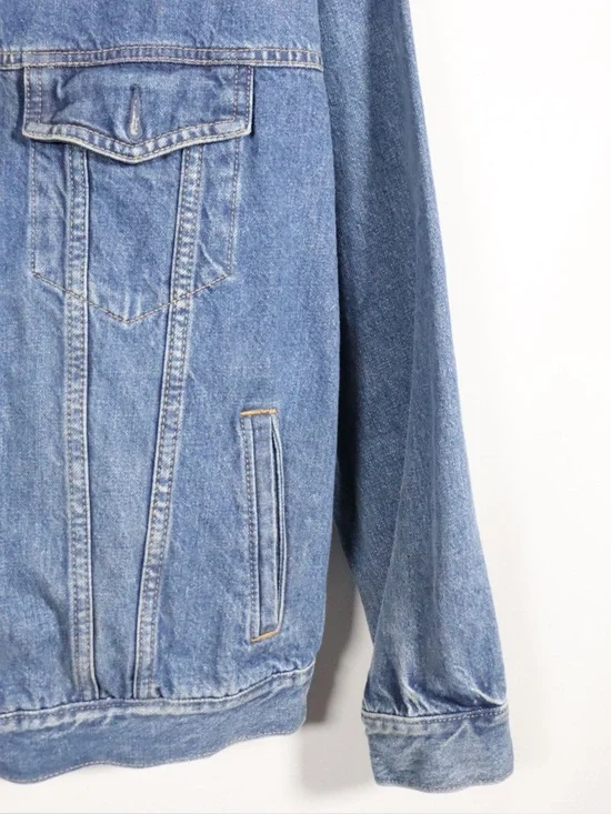 GAP Women’s Denim Jacket Size S Blue Jean Cropped Trucker Classic Casual - Picture 7 of 11